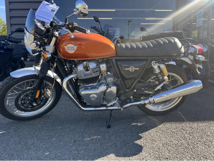 ROYAL ENFIELD INTERCEPTOR