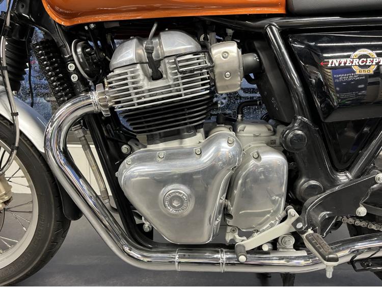 ROYAL ENFIELD INTERCEPTOR