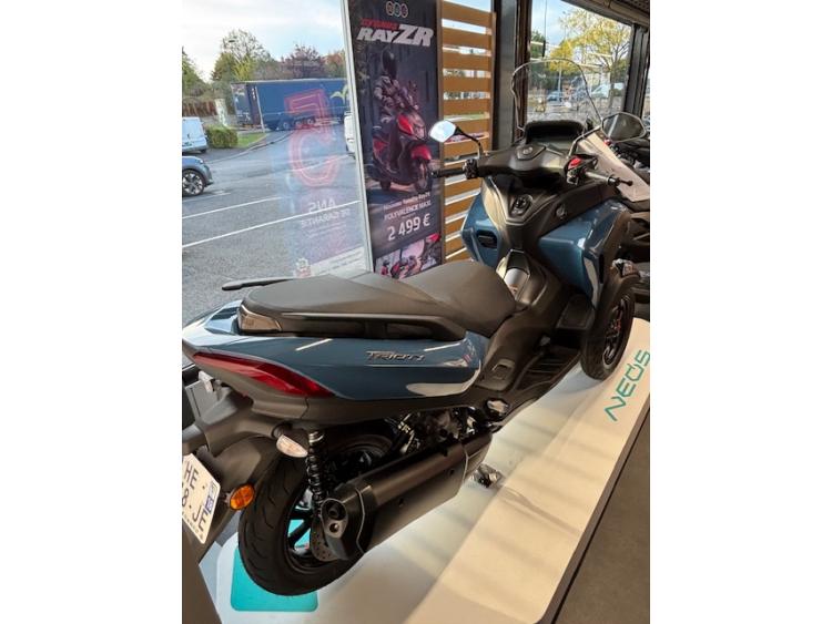 YAMAHA TRICITY 300