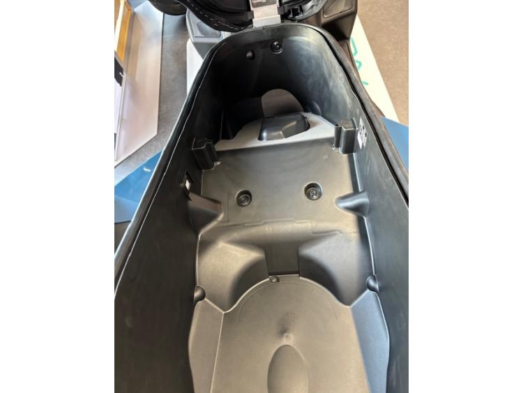 YAMAHA TRICITY 300